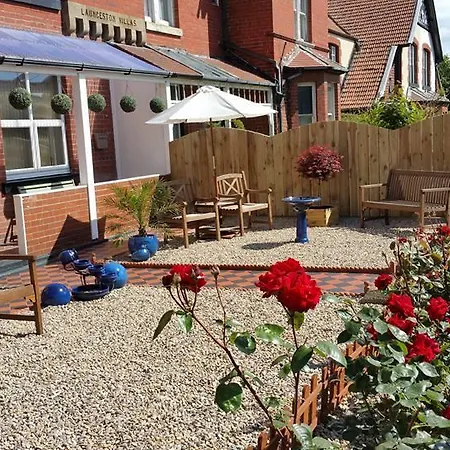 Guest house Launceston Whitby