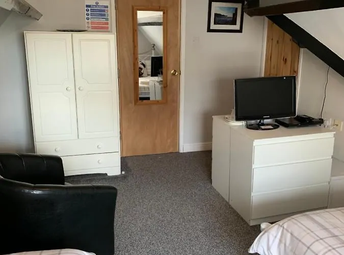 Launceston Konukevi 4*